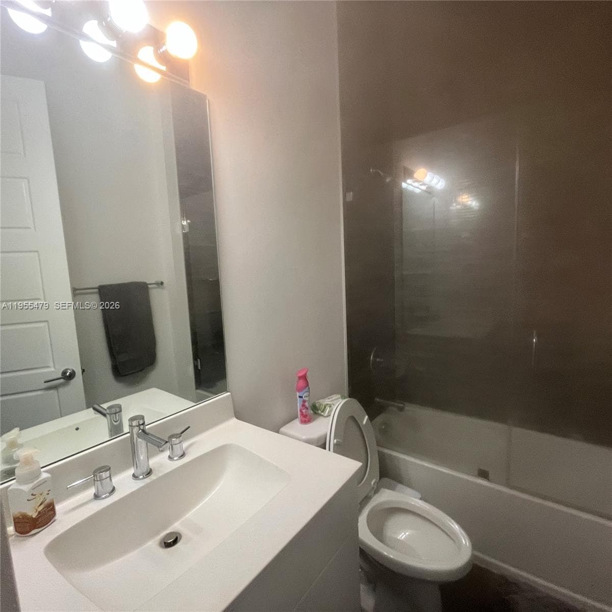 15062 SW 177th Ter, Miami FL 33187 — 38