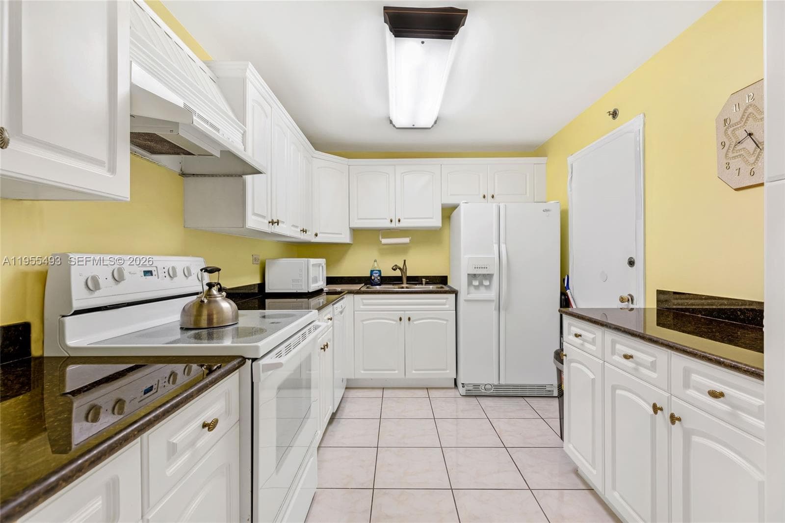 6039 Collins Ave # 1206, Miami Beach FL 33140 — 5