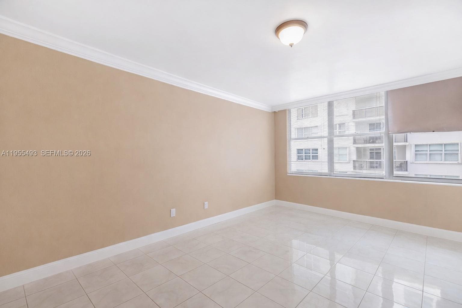 6039 Collins Ave # 1206, Miami Beach FL 33140 — 9