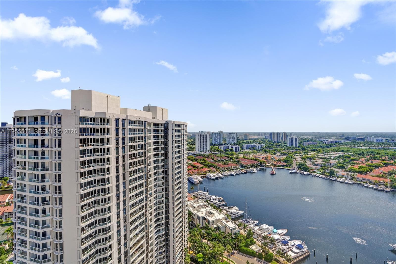 21205 Yacht Club Dr # 3103, Aventura FL 33180 — 35