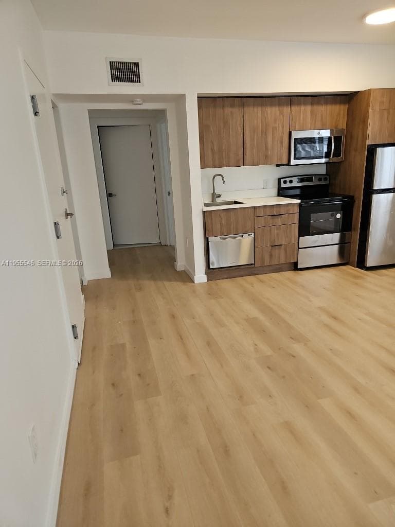 557 Michigan Ave, Miami Beach FL 33139 — 2