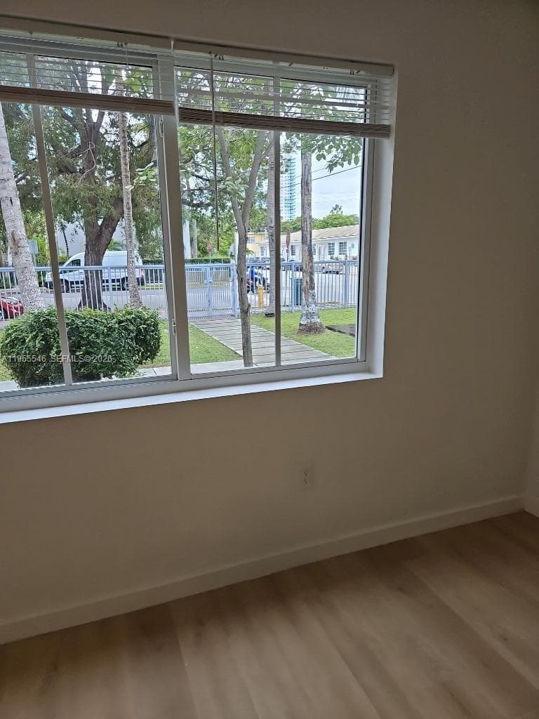 557 Michigan Ave, Miami Beach FL 33139 — 19