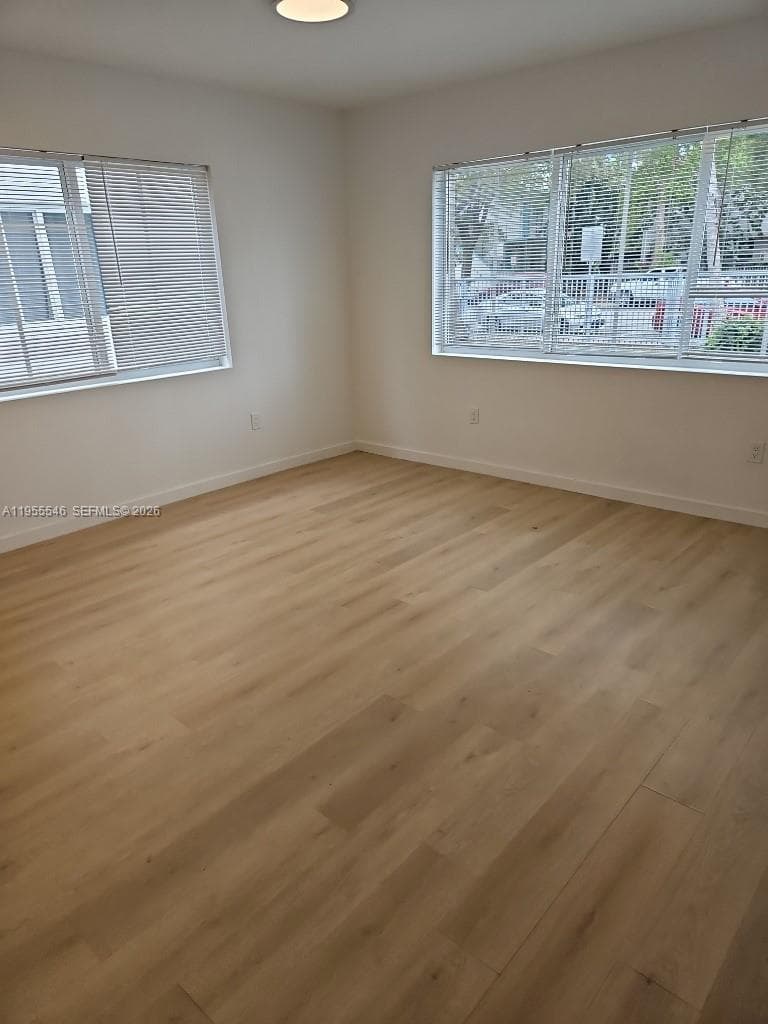 557 Michigan Ave, Miami Beach FL 33139 — 25