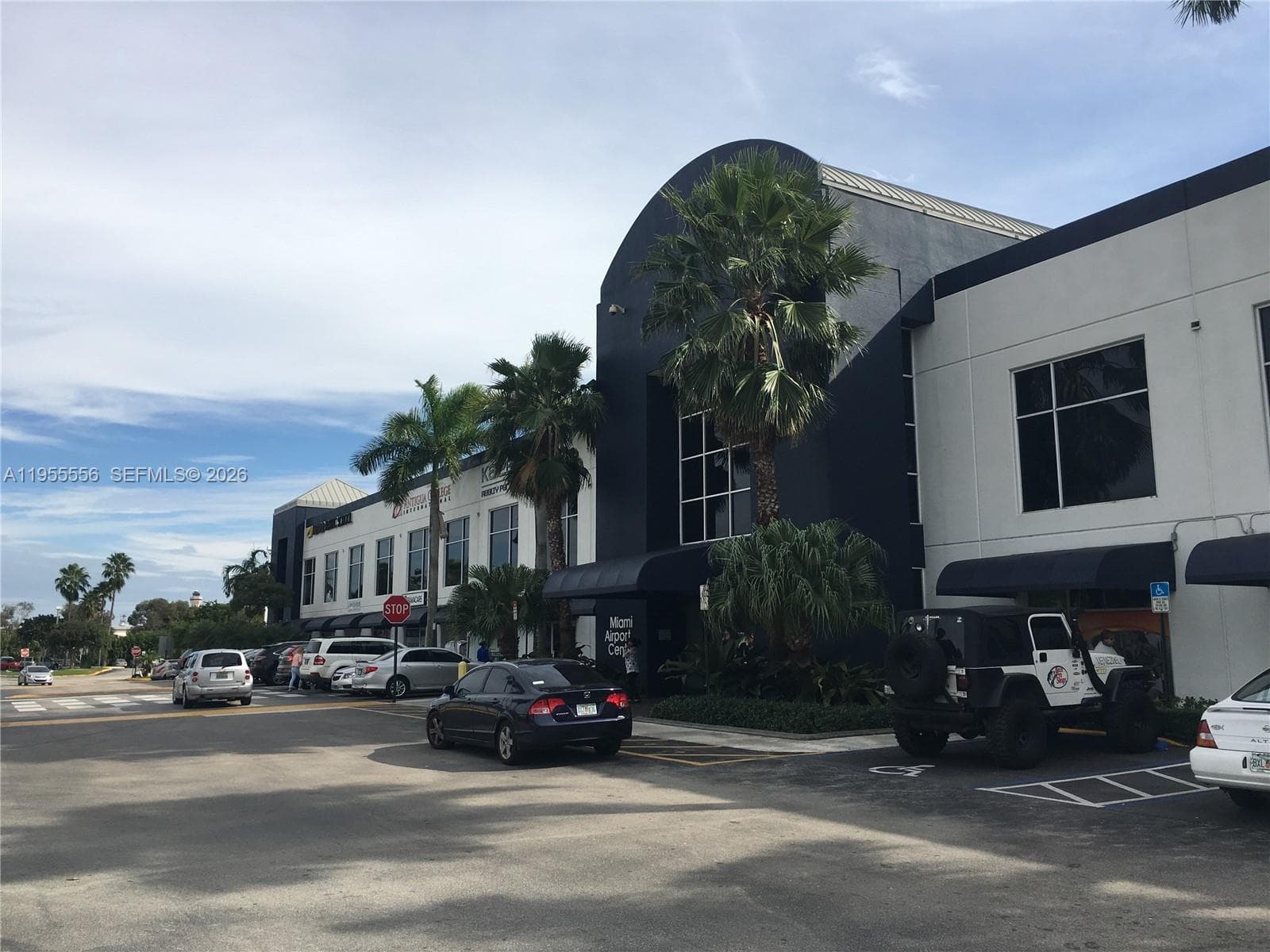 7500 NW 25th St # 256, Miami FL 33122 — 1