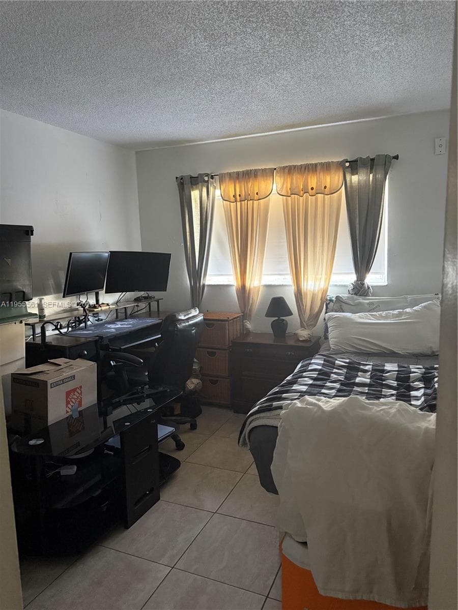 7120 NW 179th St # 105, Hialeah FL 33015 — 4