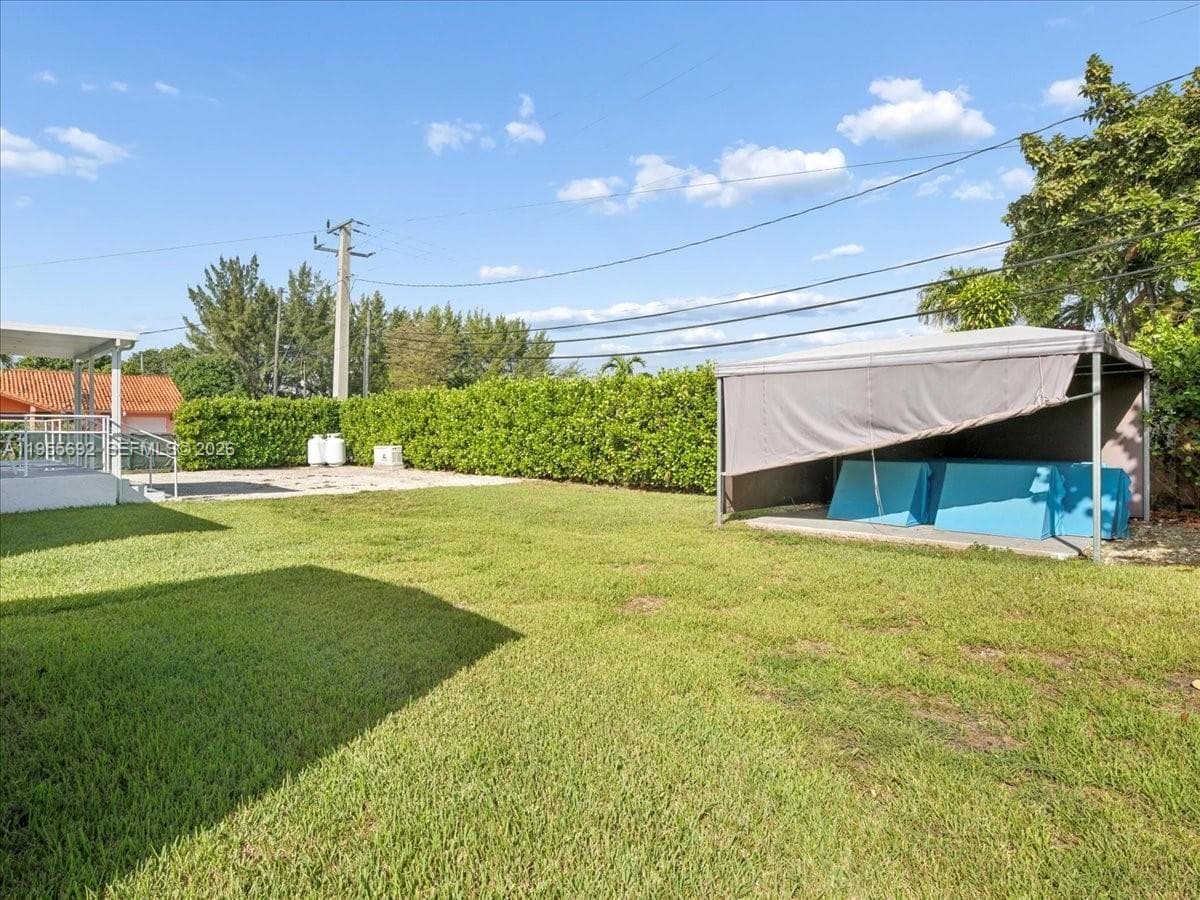 6891 SW 26th Ter, Miami FL 33155 — 30