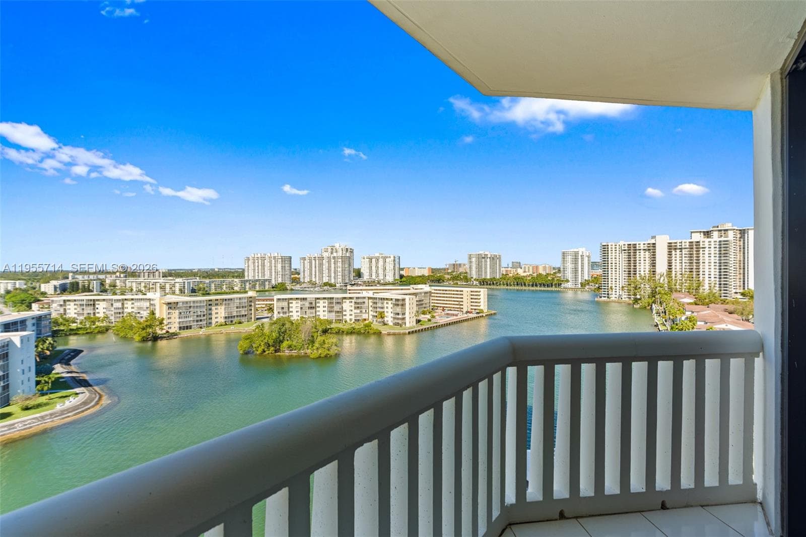 1000 W Island Blvd # 1209, Aventura FL 33160 — 13