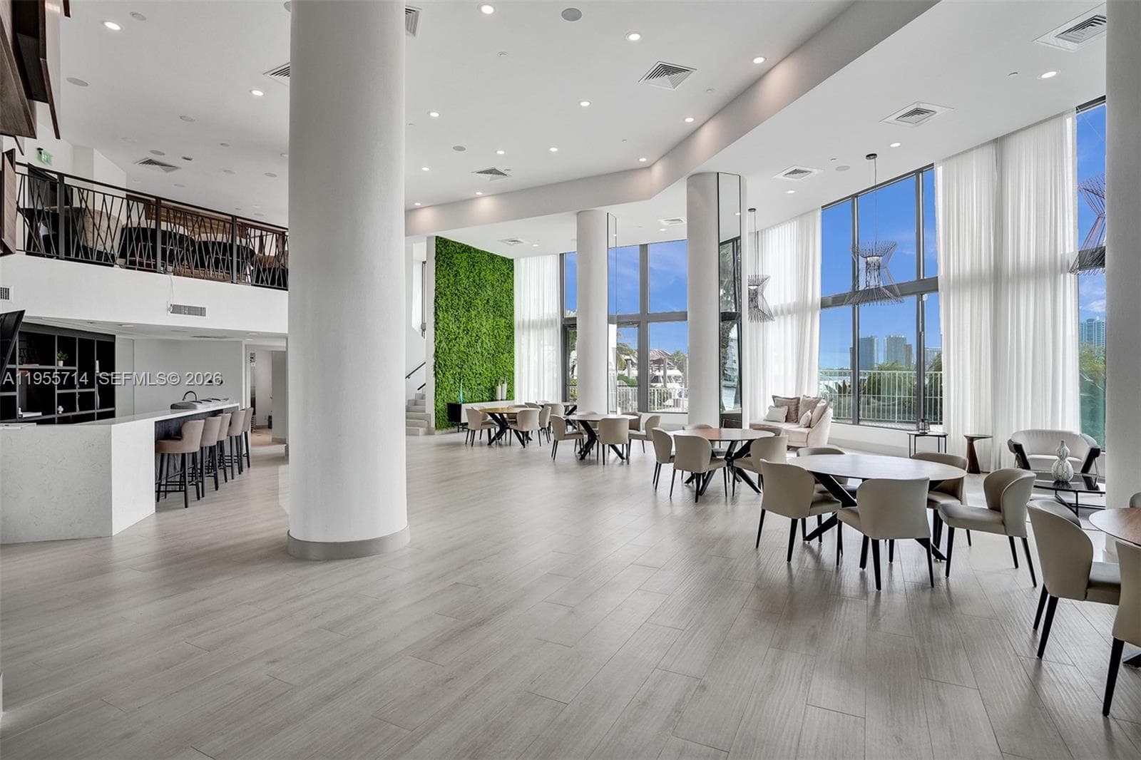 1000 W Island Blvd # 1209, Aventura FL 33160 — 32