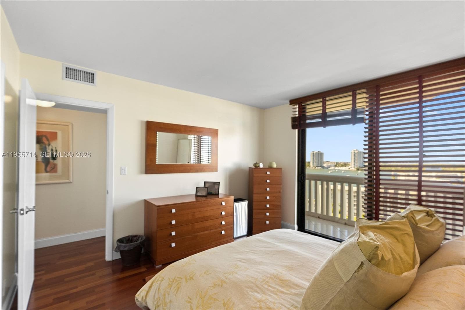 1000 W Island Blvd # 1209, Aventura FL 33160 — 10
