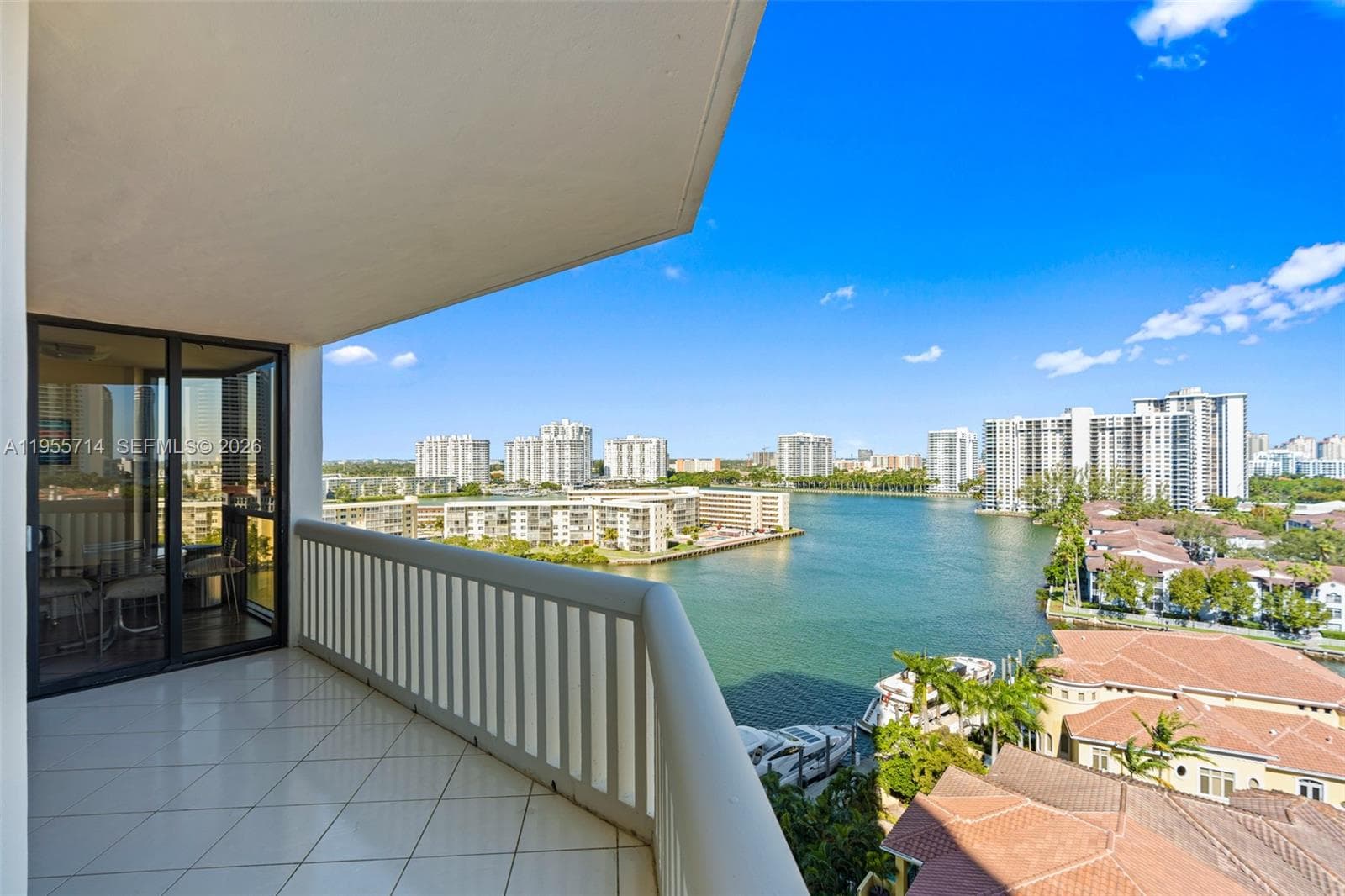 1000 W Island Blvd # 1209, Aventura FL 33160 — 18