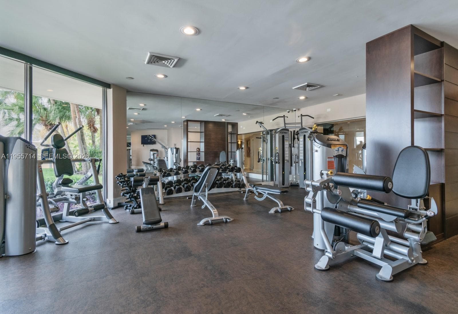 1000 W Island Blvd # 1209, Aventura FL 33160 — 29
