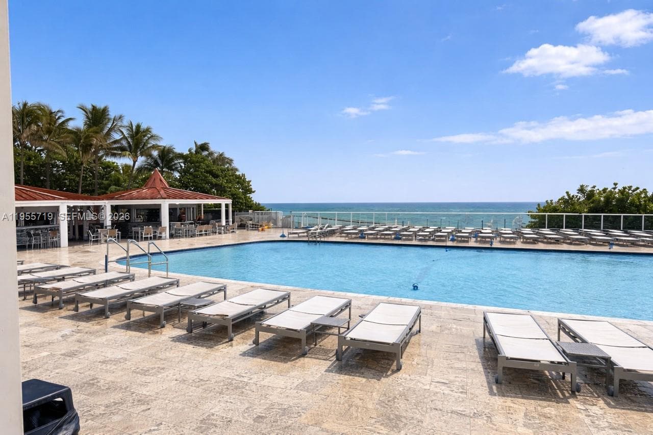 19201 Collins Ave # 1103, Sunny Isles Beach FL 33160 — 10