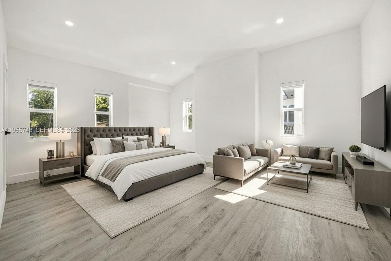 3166 Royal Palm Ave, Miami Beach FL 33140 — 12