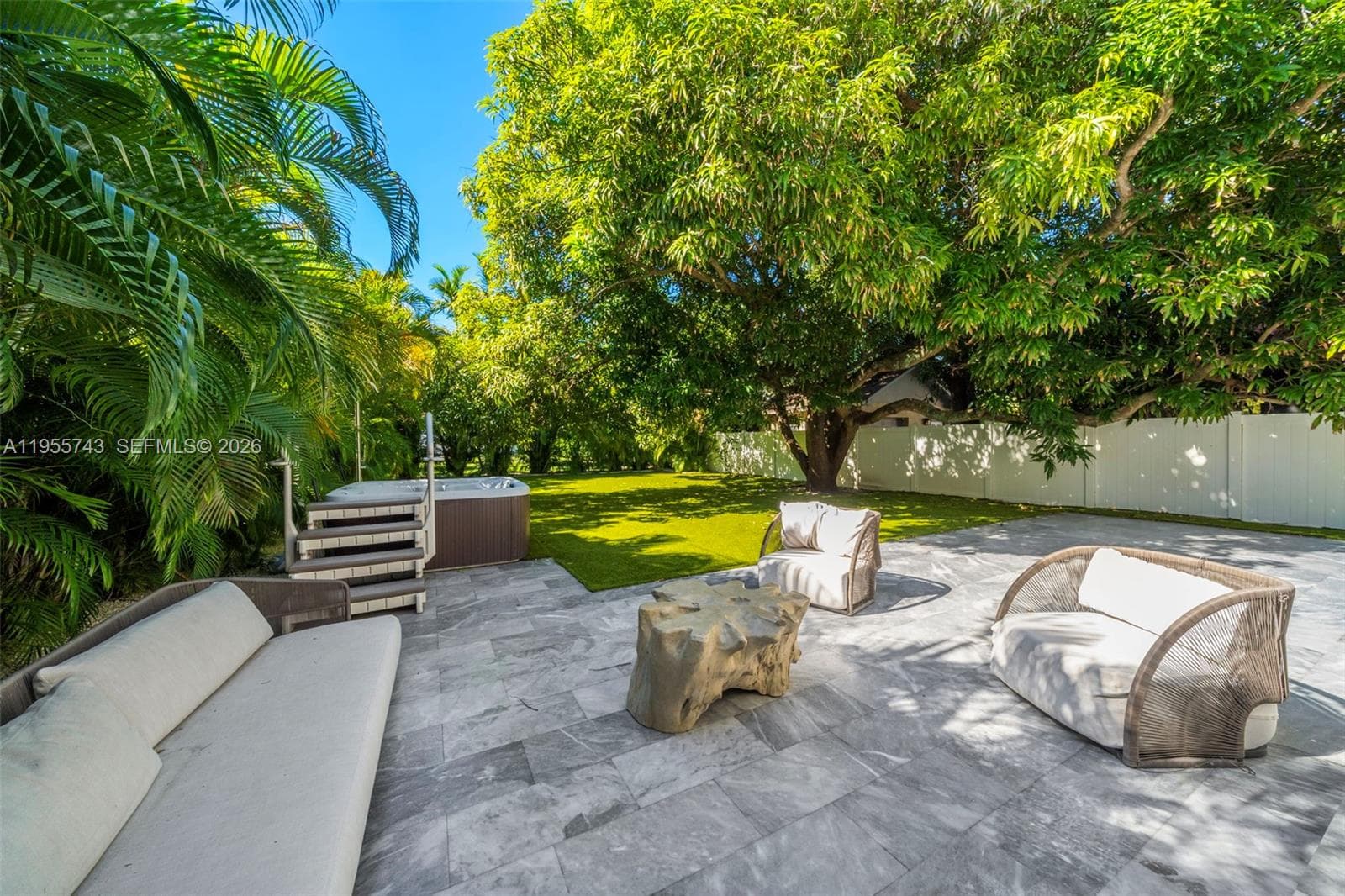 3166 Royal Palm Ave, Miami Beach FL 33140 — 4