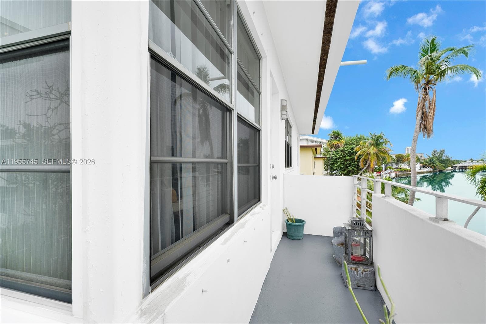 200 S Shore Dr # 12, Miami Beach FL 33141 — 28