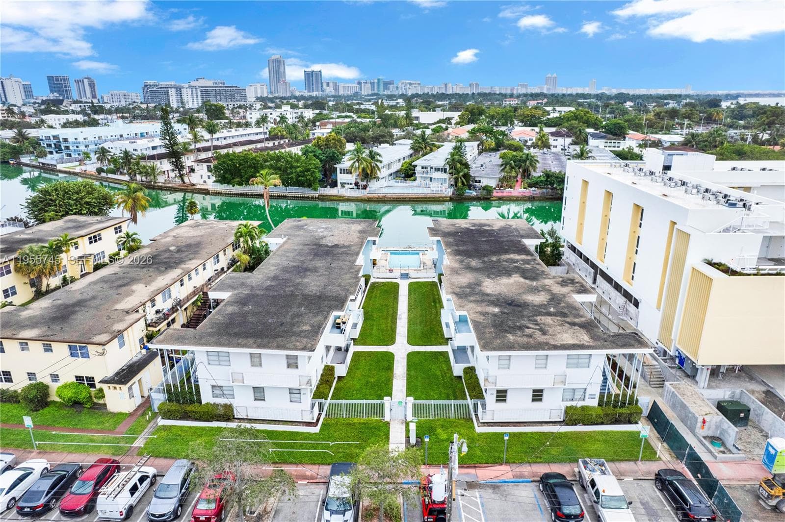 200 S Shore Dr # 12, Miami Beach FL 33141 — 30