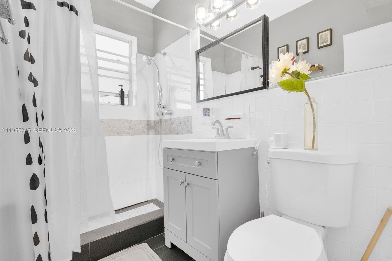 200 S Shore Dr # 12, Miami Beach FL 33141 — 25