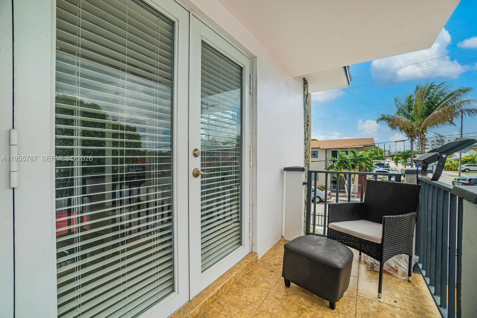 901 NW 22nd Pl, Miami FL 33125 — 20