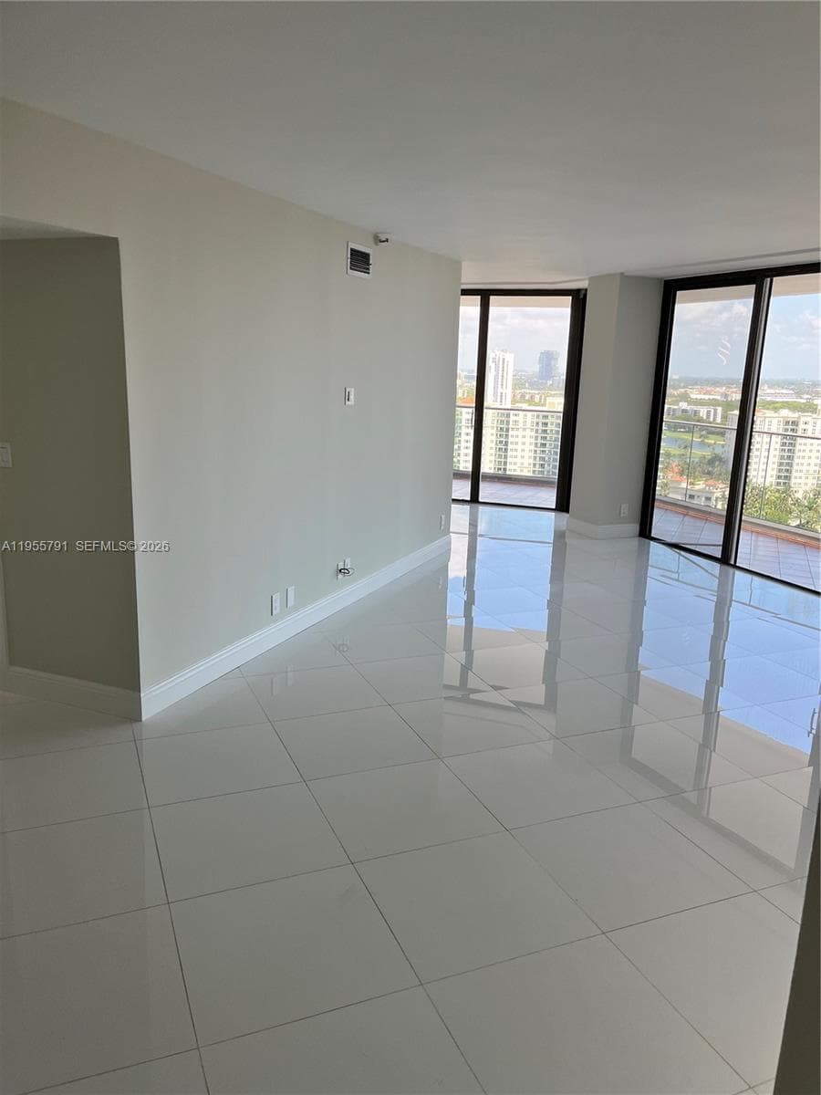 19707 Turnberry Way # 24A, Aventura FL 33180 — 9