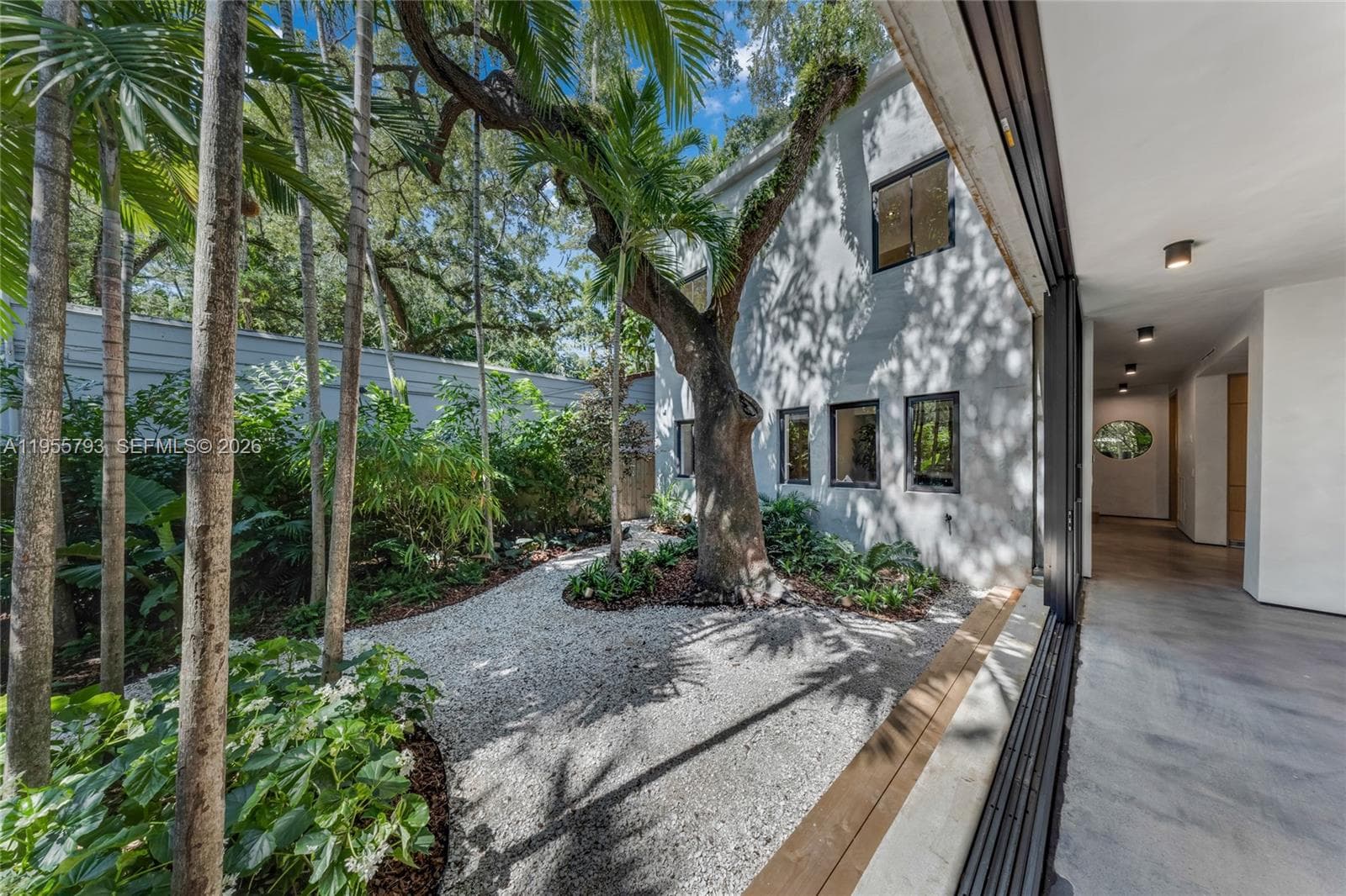 1000 NW 9th Ct, Miami FL 33136 — 7