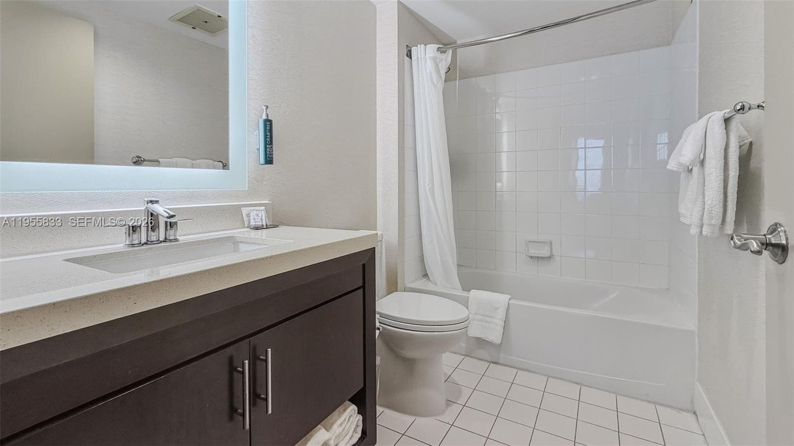 17375 Collins Ave # 2401, Sunny Isles Beach FL 33160 — 31