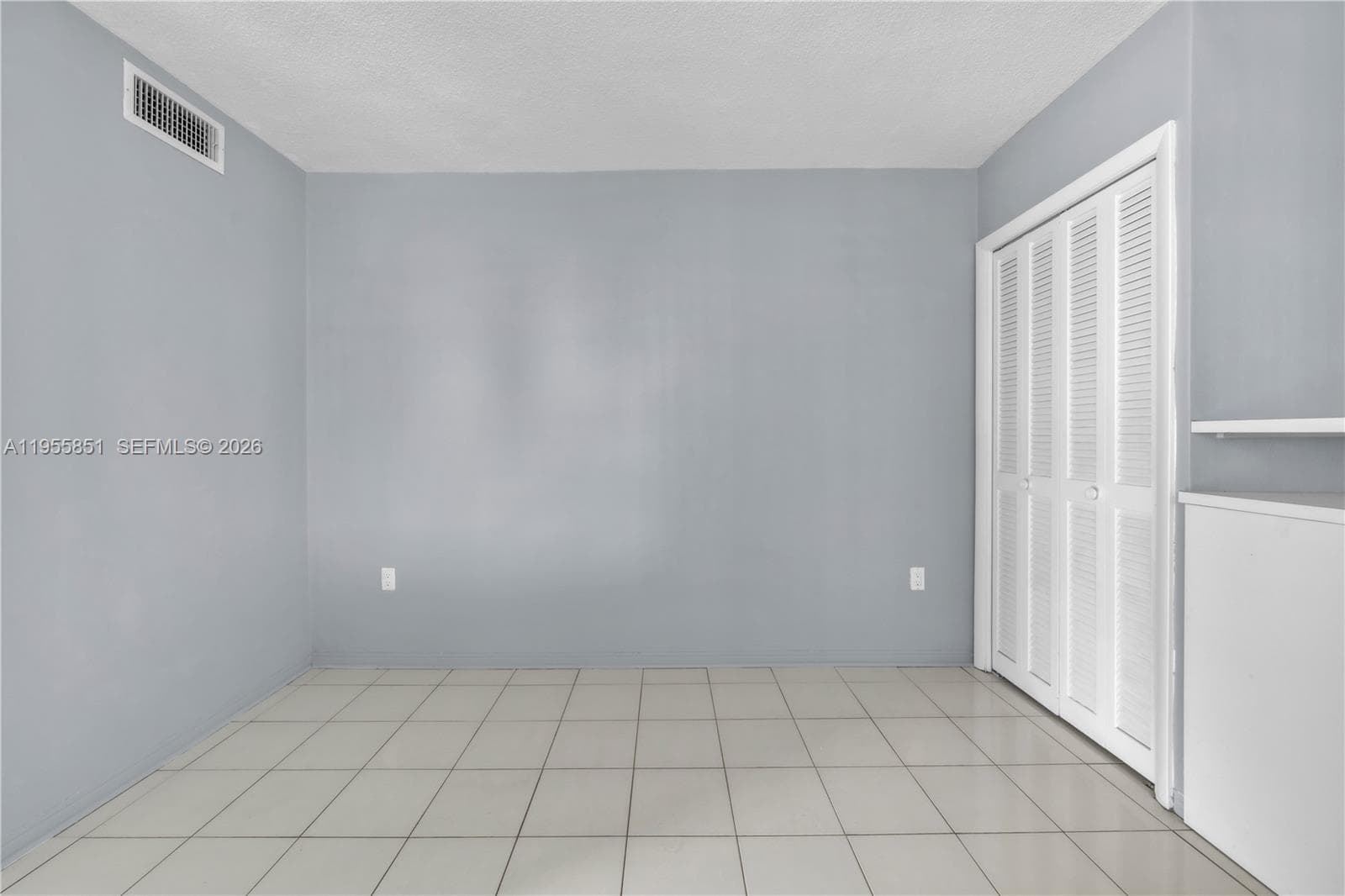 3030 Marcos Dr, Aventura FL 33160 — 16
