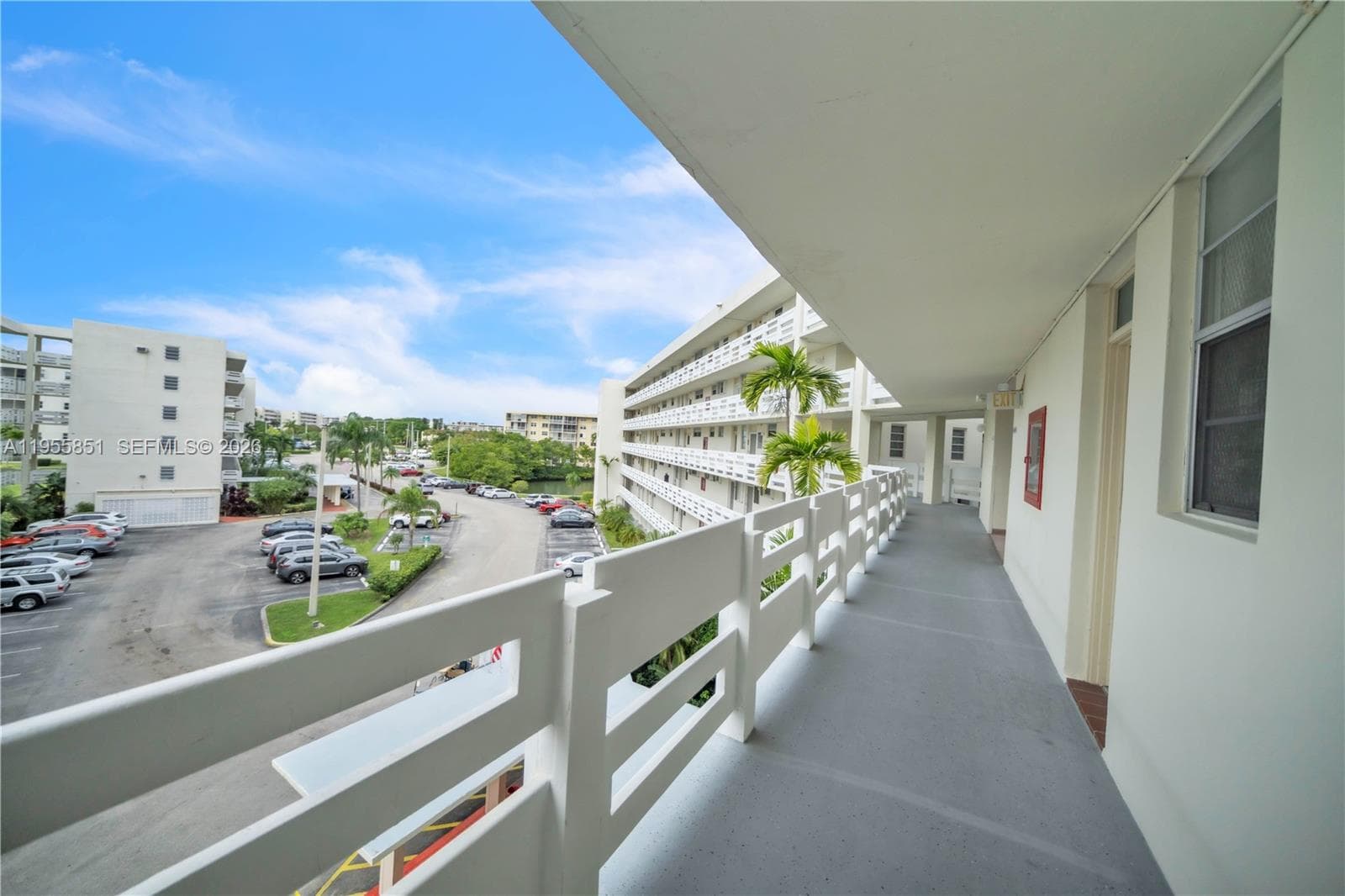 3030 Marcos Dr, Aventura FL 33160 — 29