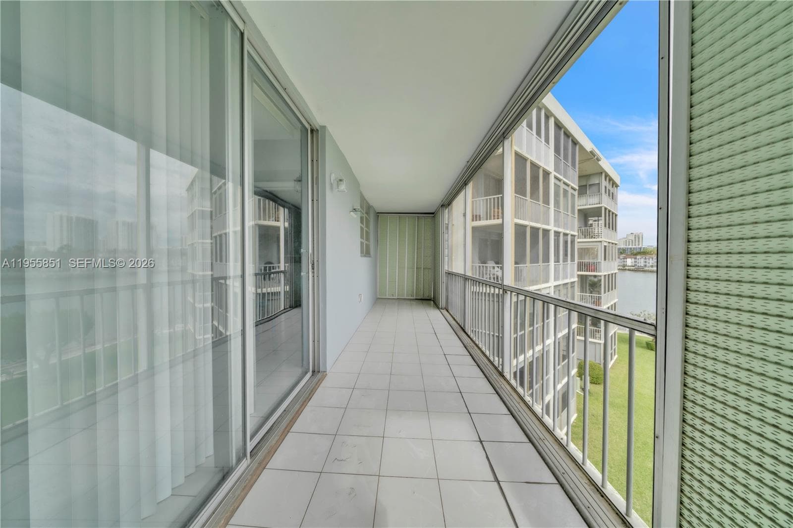 3030 Marcos Dr, Aventura FL 33160 — 25