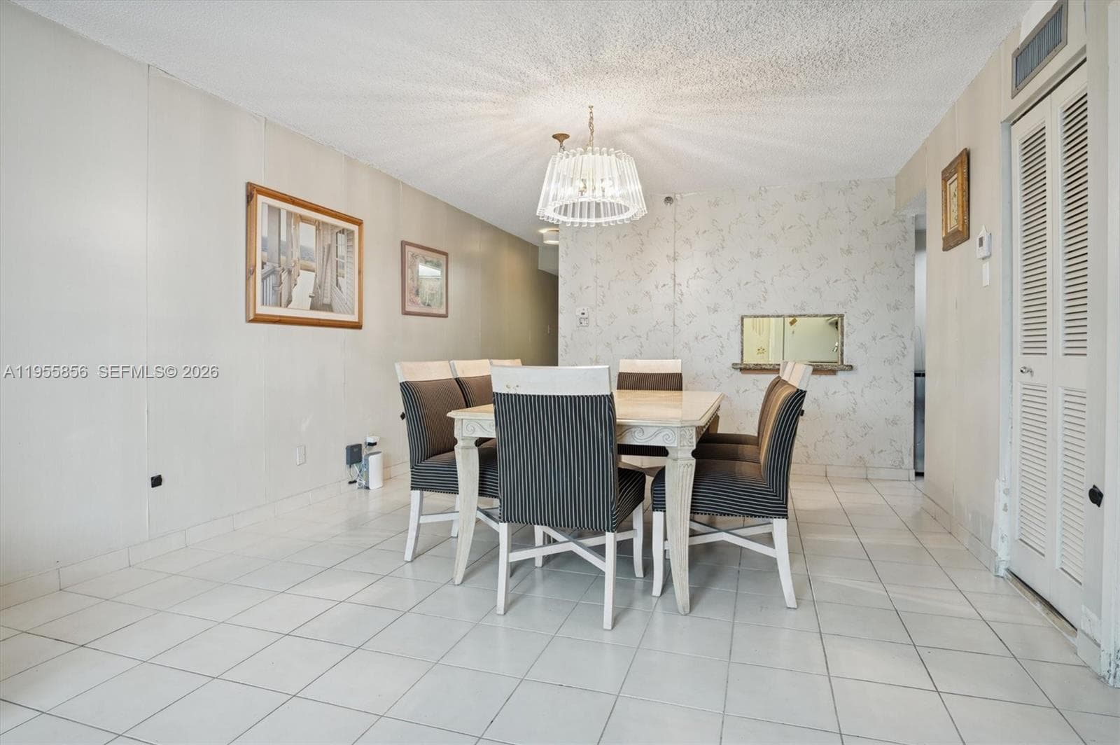 4301 Collins Ave # 202, Miami Beach FL 33140 — 5