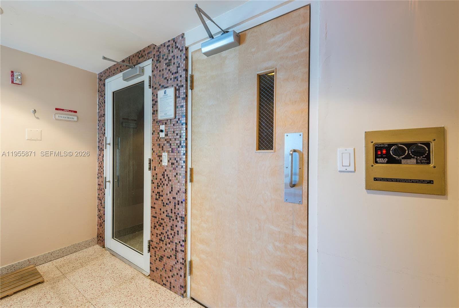 300 S Pointe Dr # 907, Miami Beach FL 33139 — 62