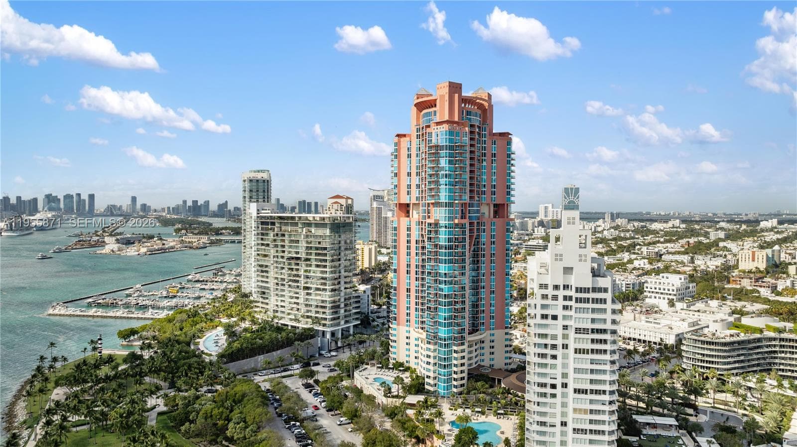 300 S Pointe Dr # 907, Miami Beach FL 33139 — 44