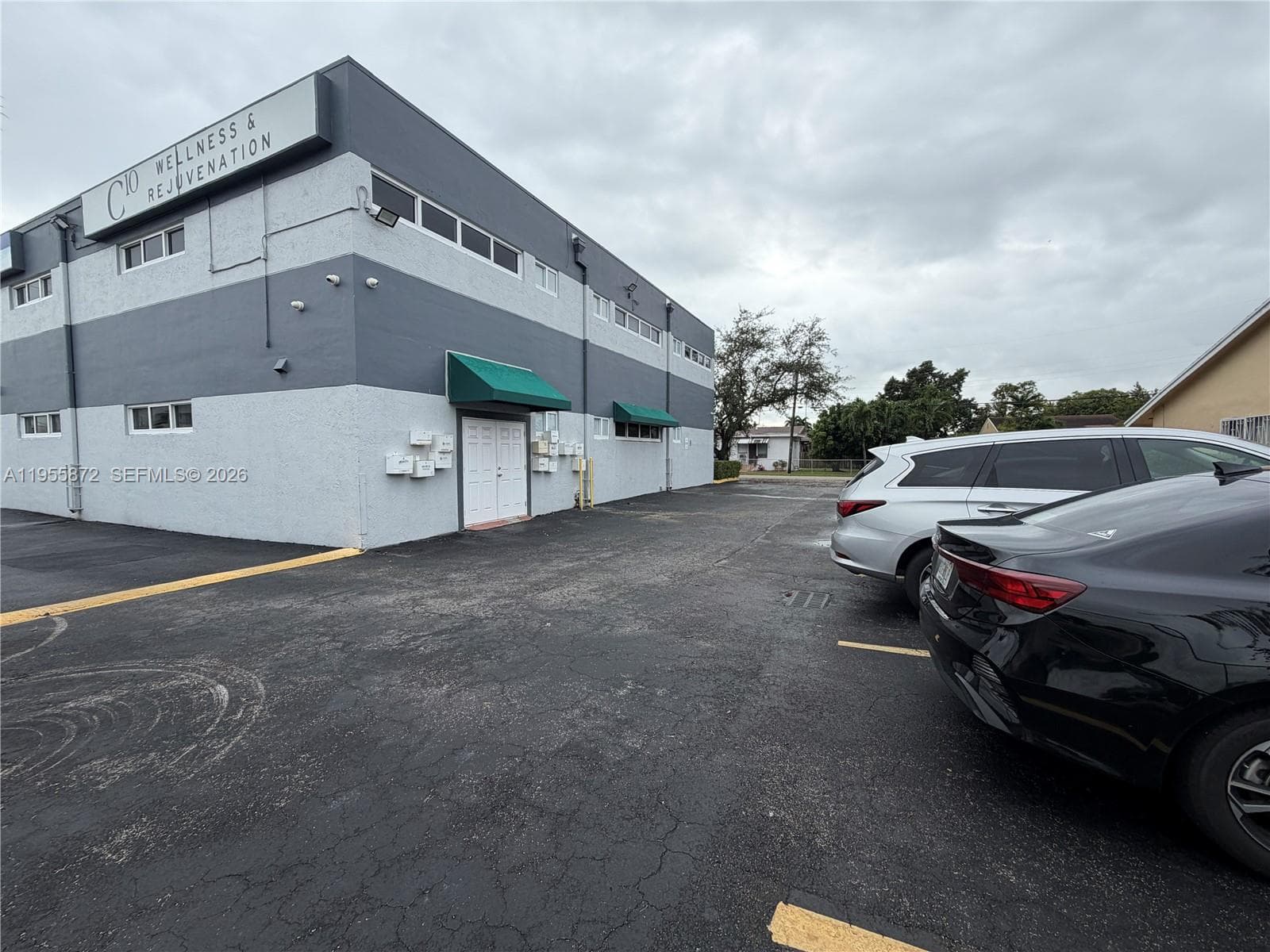 600 NW 35th Ave # 201, Miami FL 33125 — 22