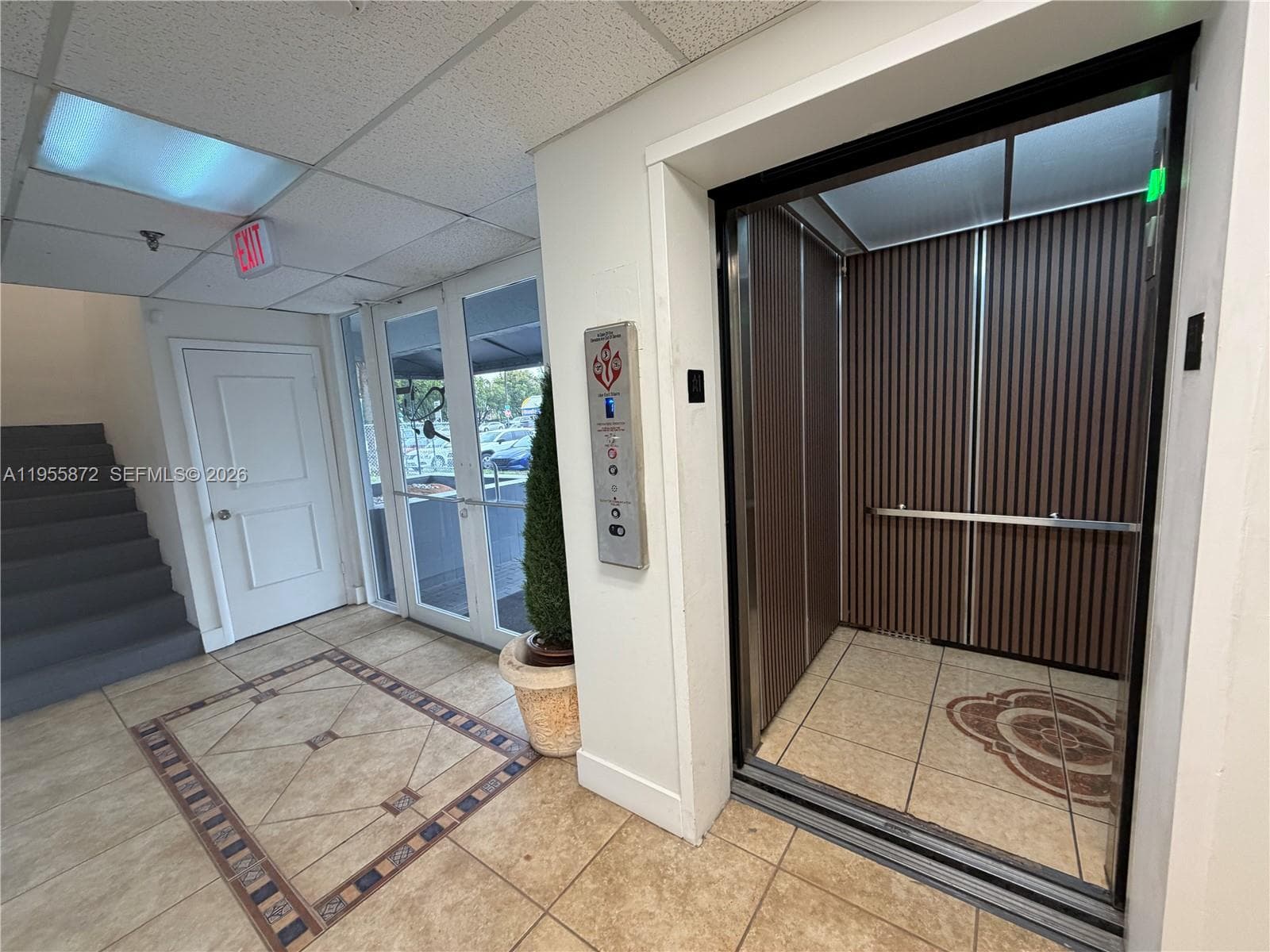 600 NW 35th Ave # 201, Miami FL 33125 — 7