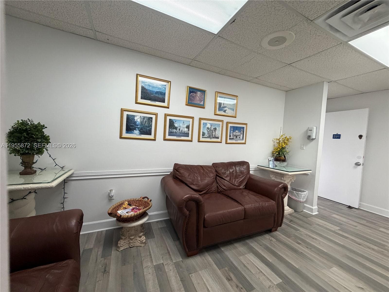 600 NW 35th Ave # 201, Miami FL 33125 — 11