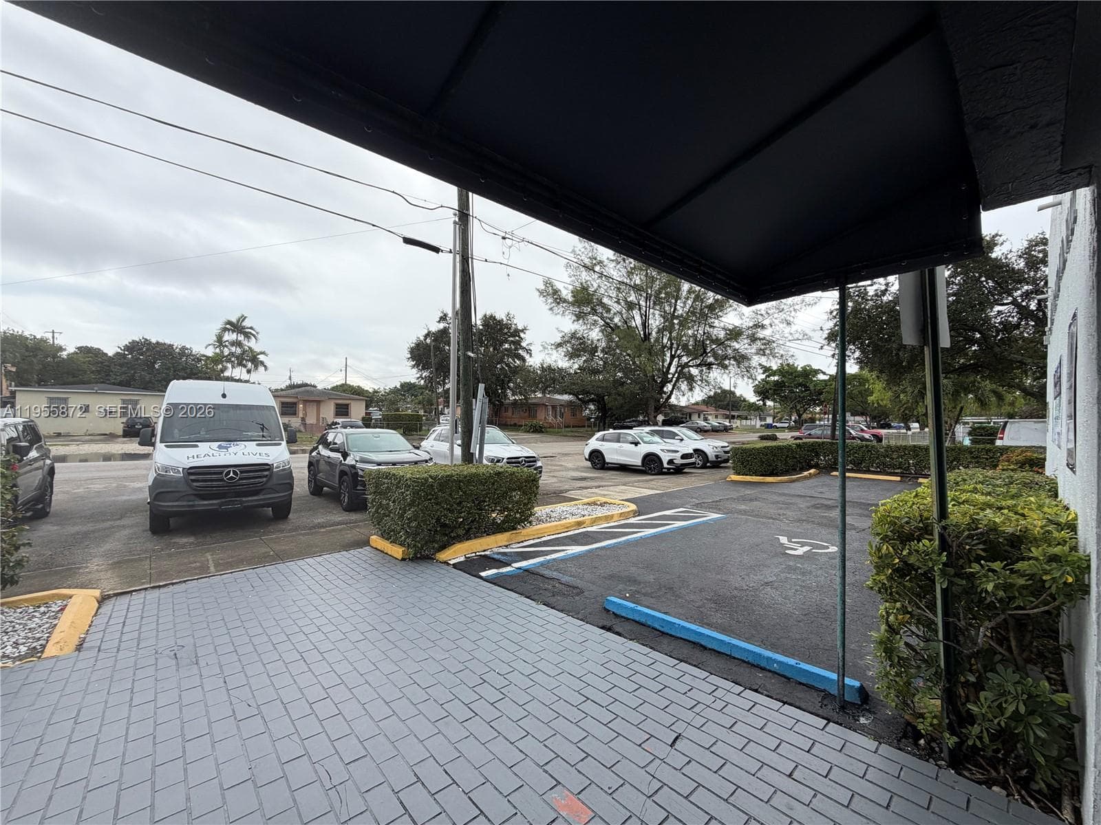 600 NW 35th Ave # 201, Miami FL 33125 — 4