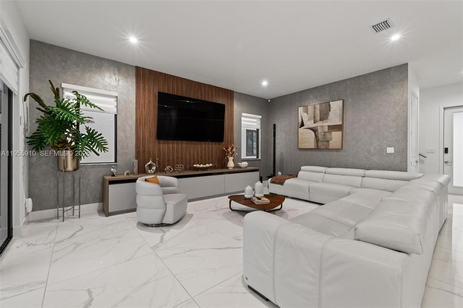 8086 NW 47th Ter, Doral FL 33166 — 20