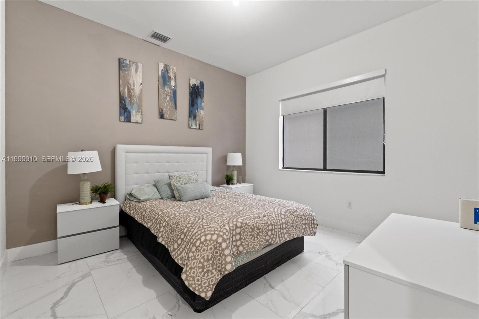 8086 NW 47th Ter, Doral FL 33166 — 40