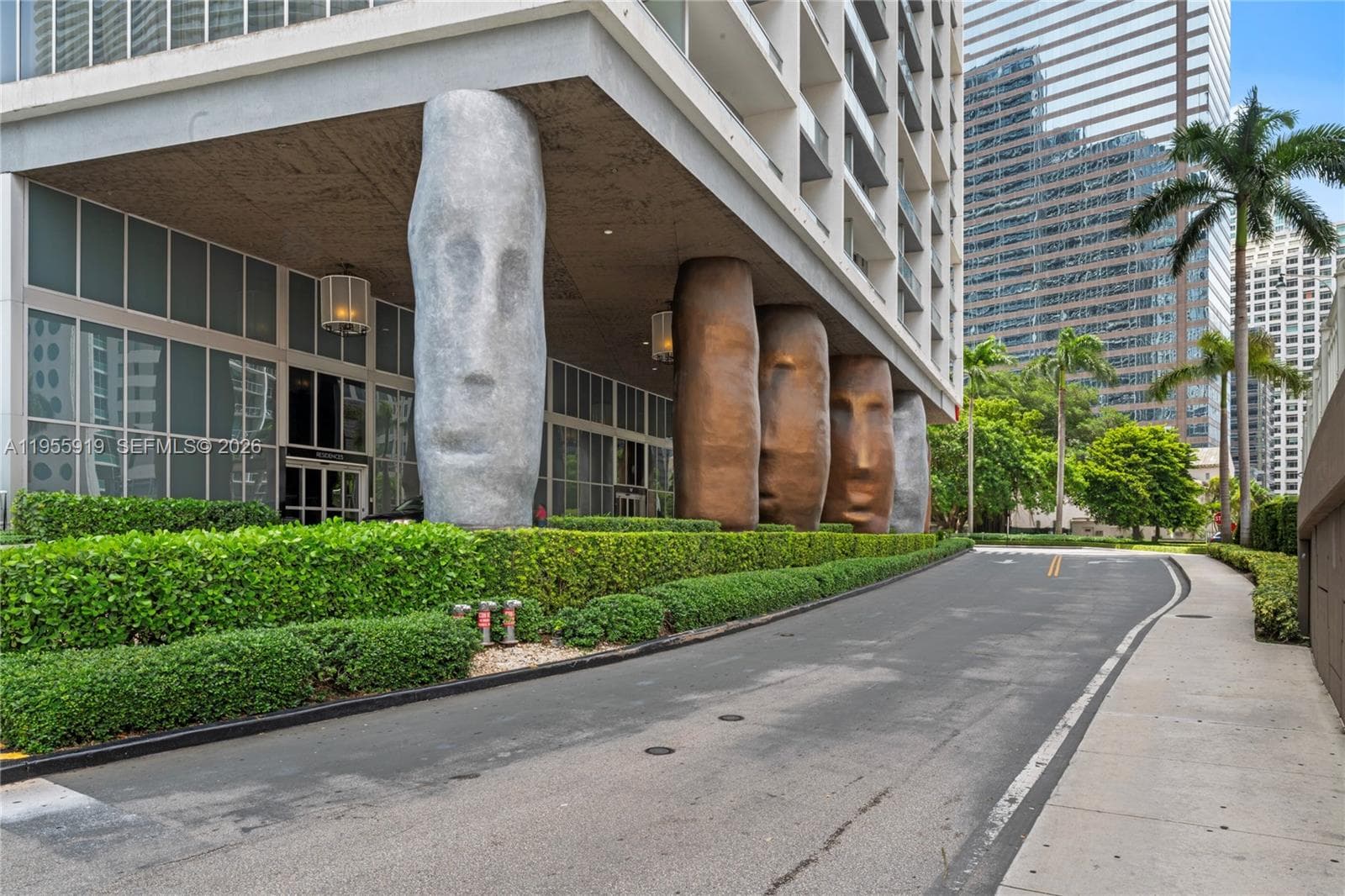 495 Brickell Ave # 3208, Miami FL 33131 — 46