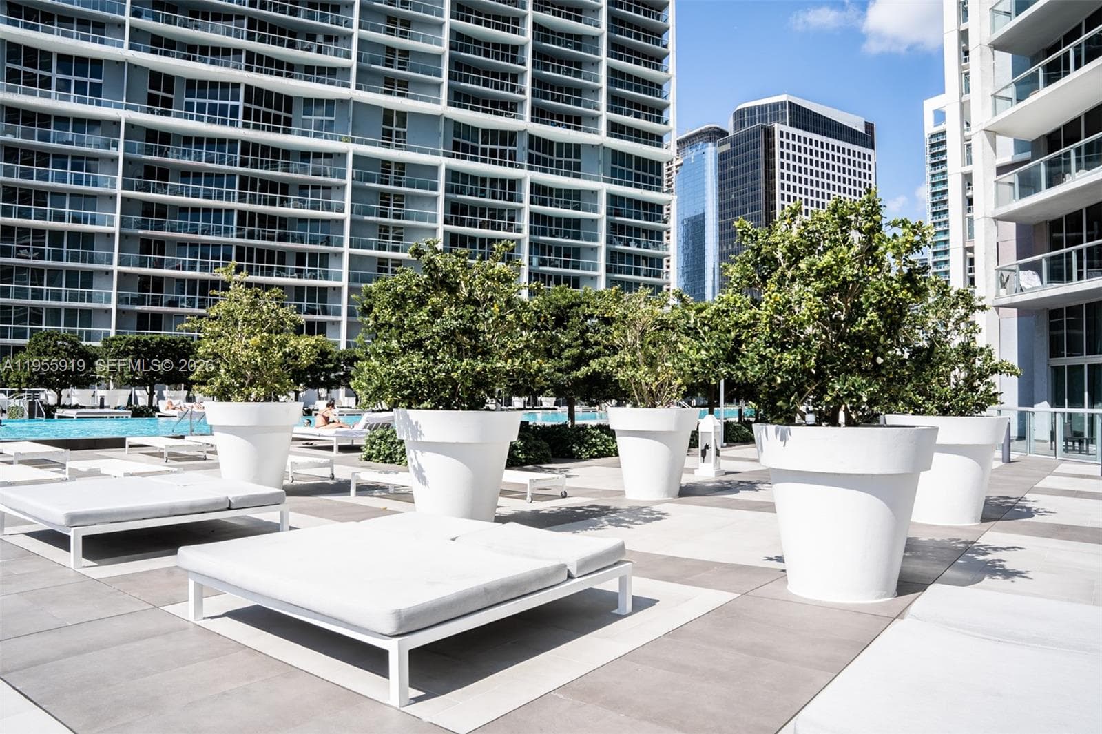 495 Brickell Ave # 3208, Miami FL 33131 — 16