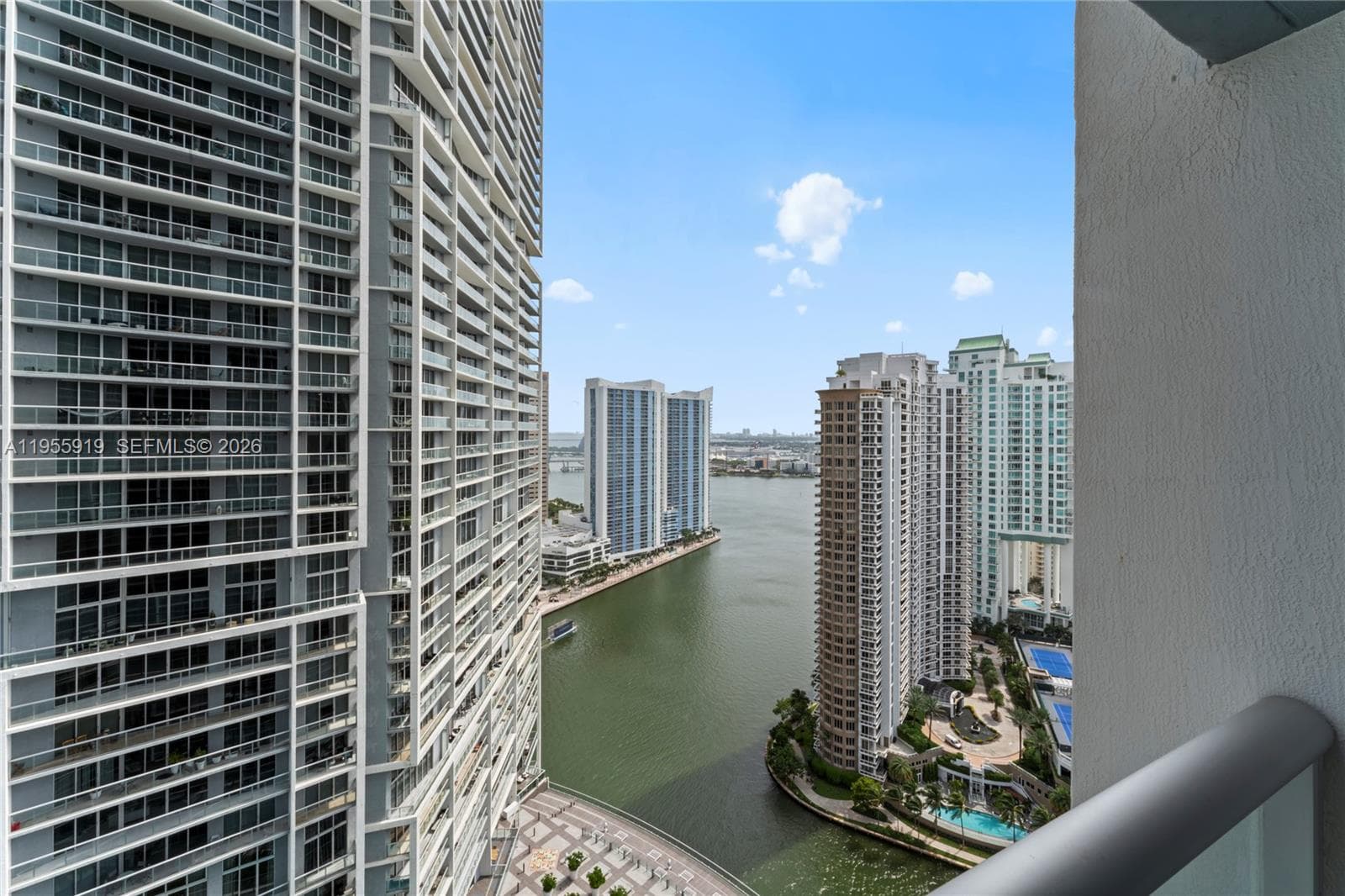 495 Brickell Ave # 3208, Miami FL 33131 — 3