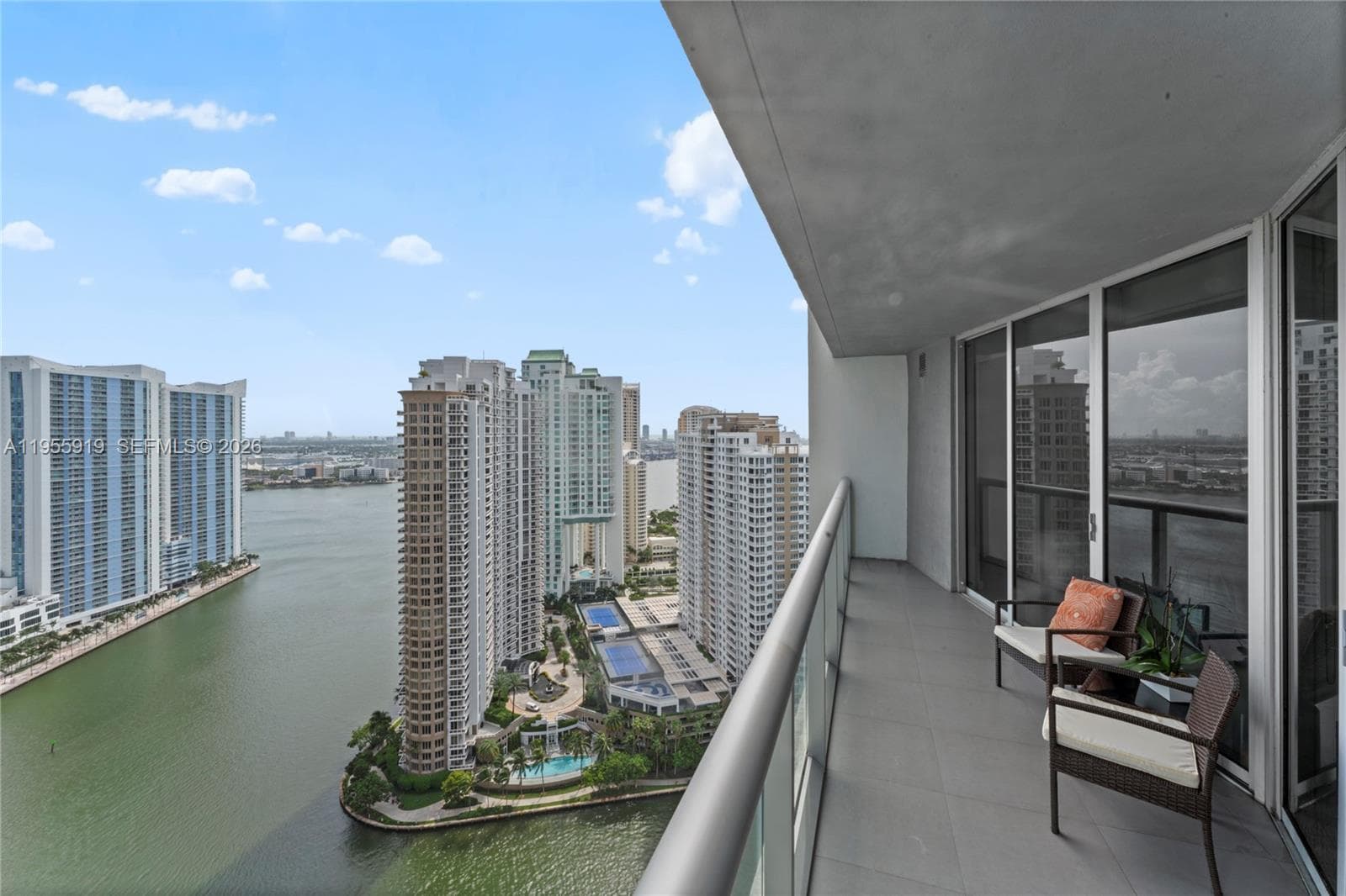 495 Brickell Ave # 3208, Miami FL 33131 — 1
