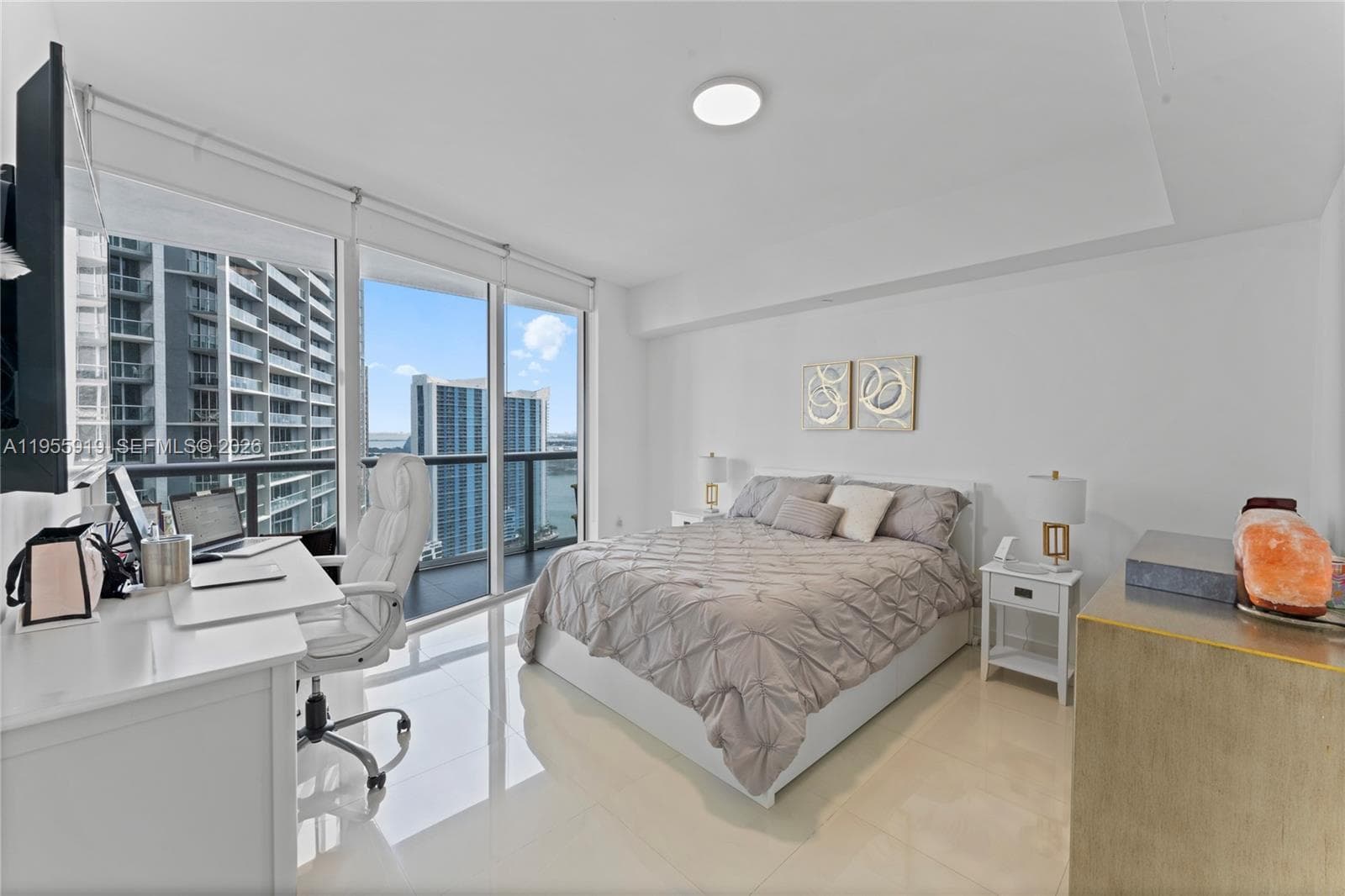 495 Brickell Ave # 3208, Miami FL 33131 — 9