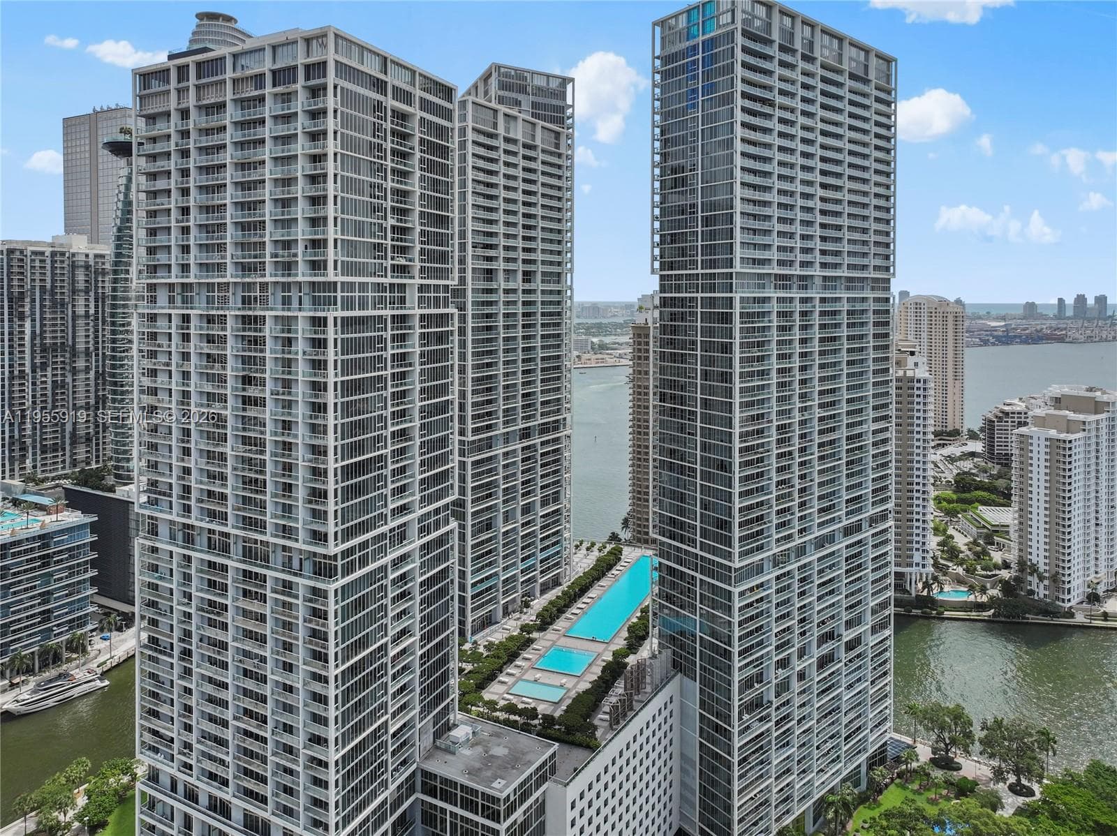495 Brickell Ave # 3208, Miami FL 33131 — 14
