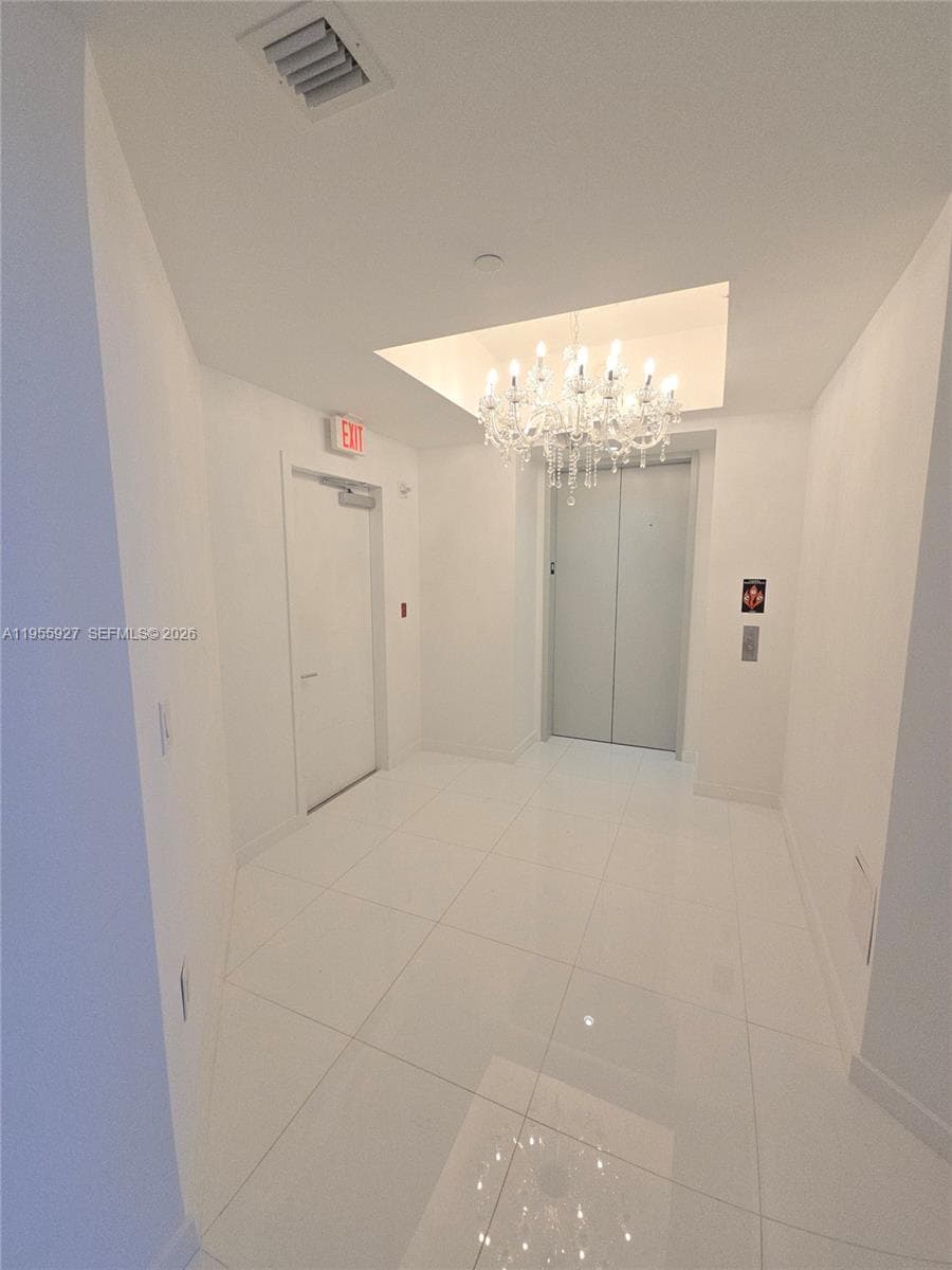851 NE 1st Ave # 4604, Miami FL 33132 — 7
