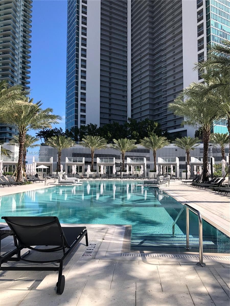 851 NE 1st Ave # 4604, Miami FL 33132 — 28
