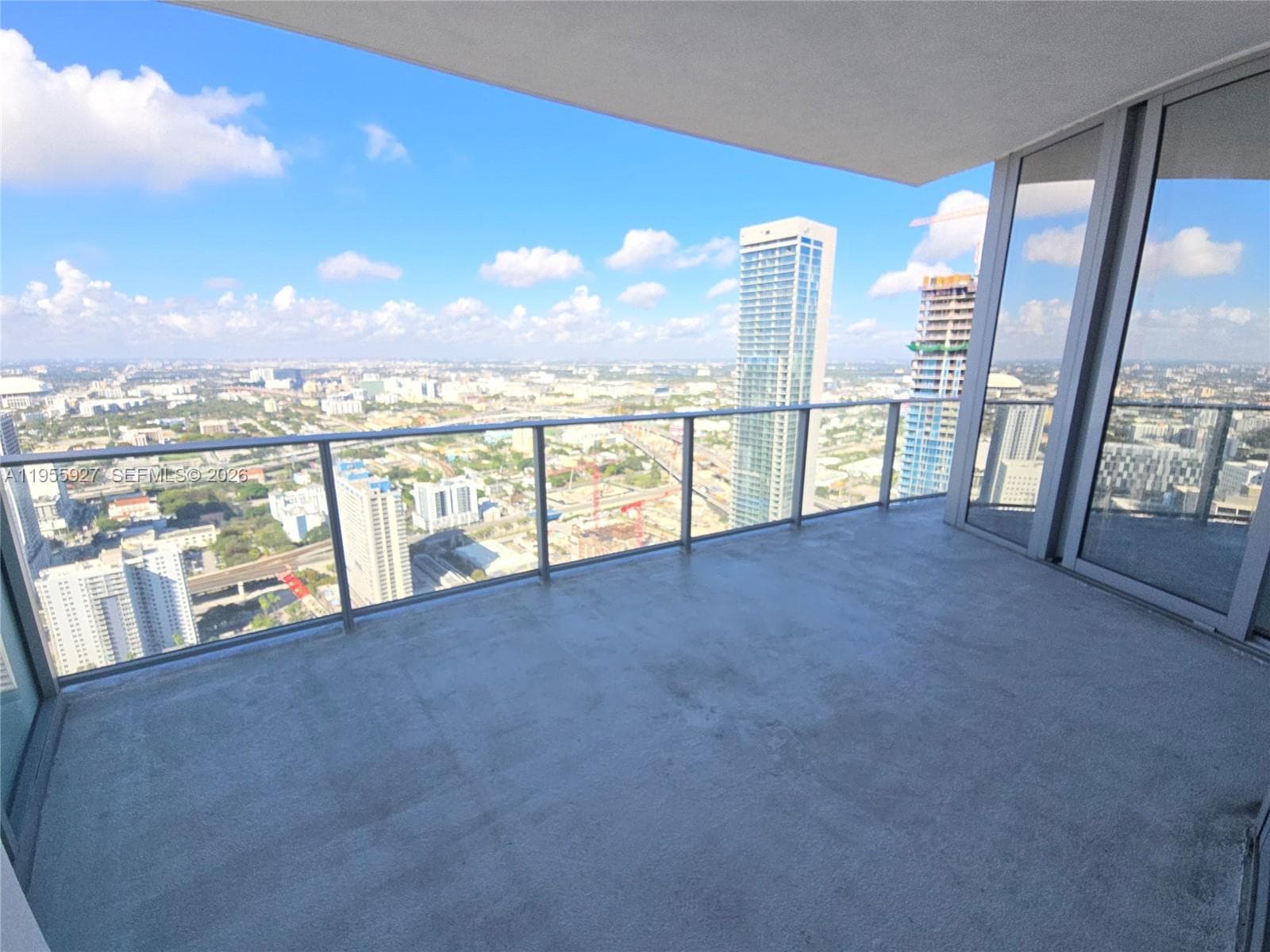 851 NE 1st Ave # 4604, Miami FL 33132 — 20