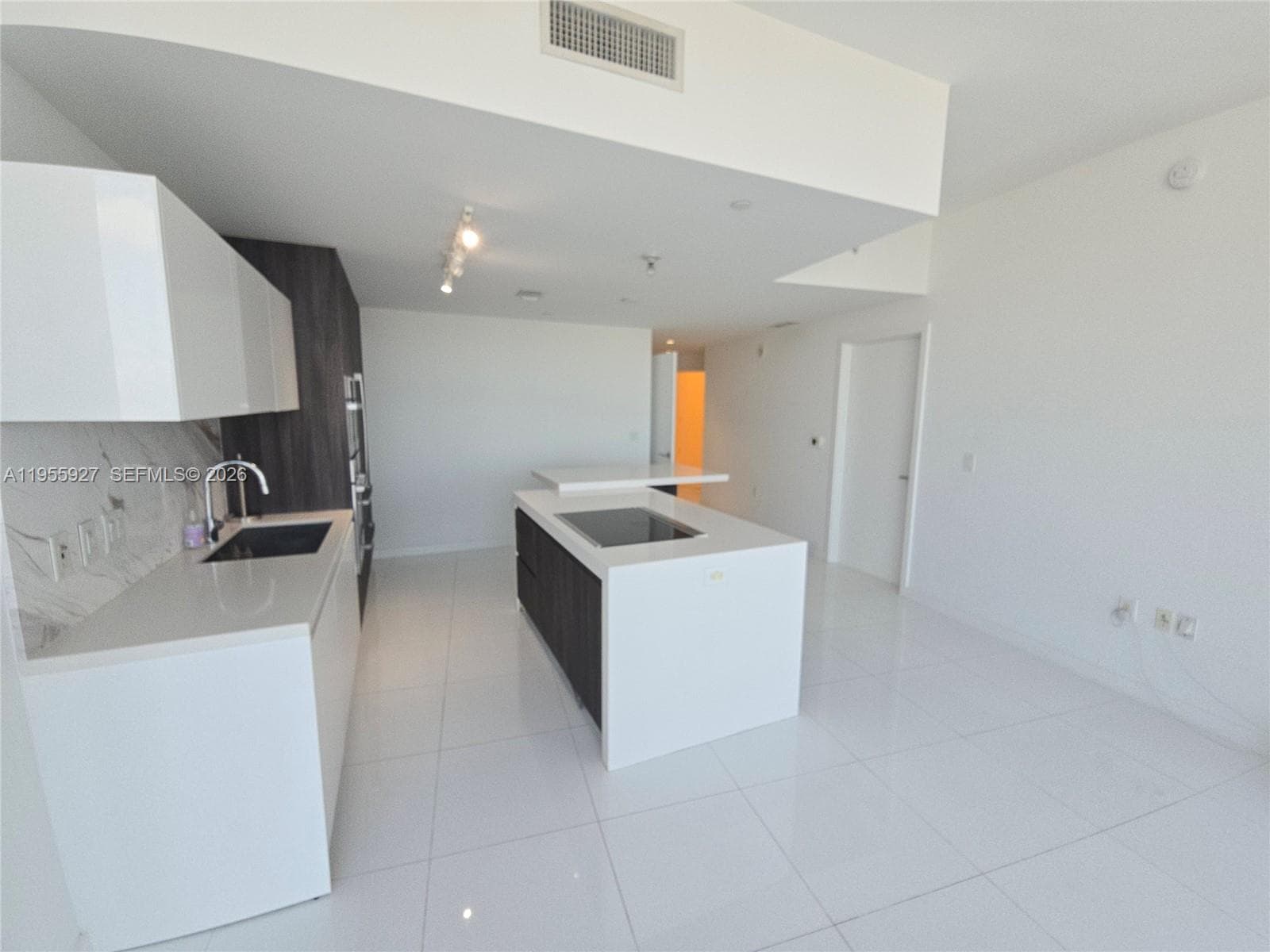 851 NE 1st Ave # 4604, Miami FL 33132 — 4