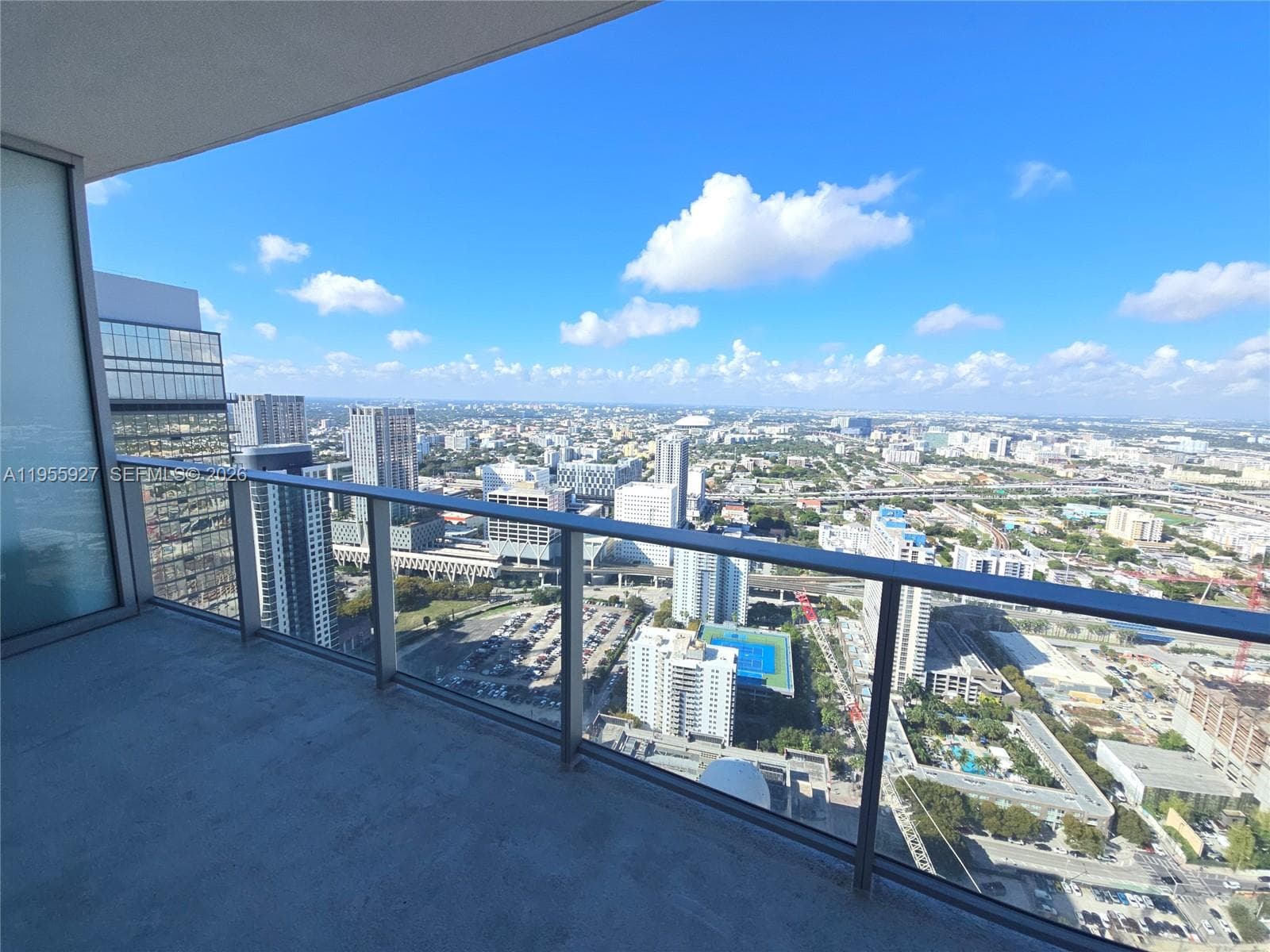 851 NE 1st Ave # 4604, Miami FL 33132 — 21