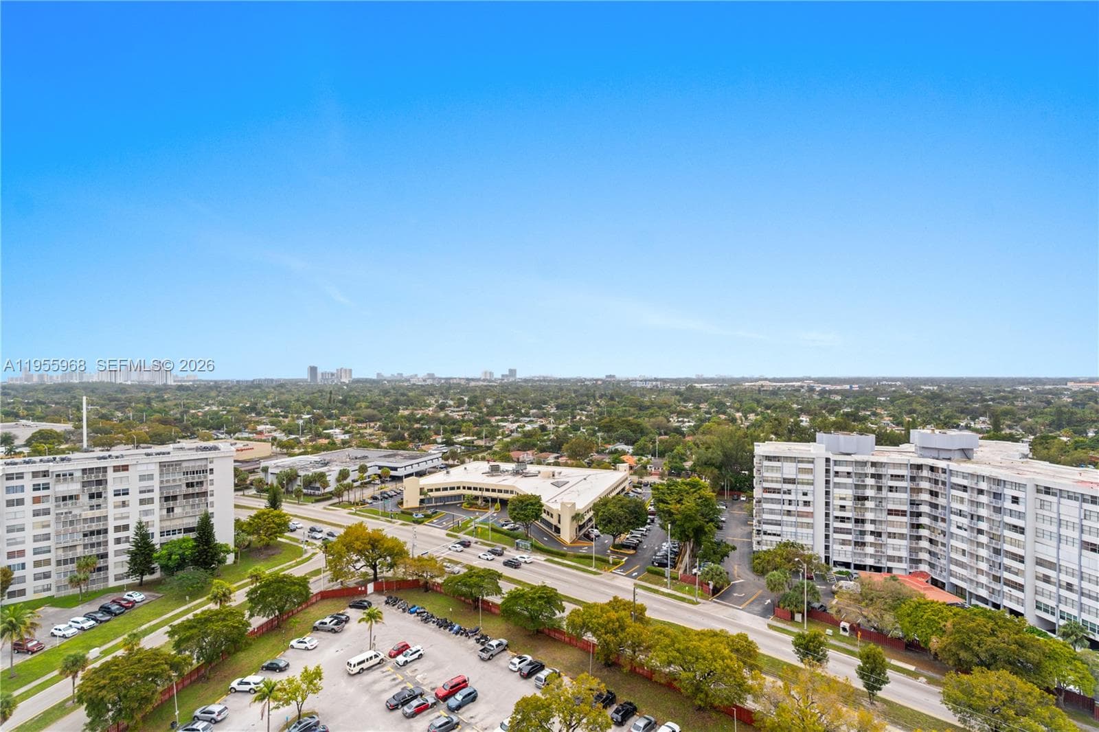 1351 NE Miami Gardens Dr, Miami FL 33179 — 28