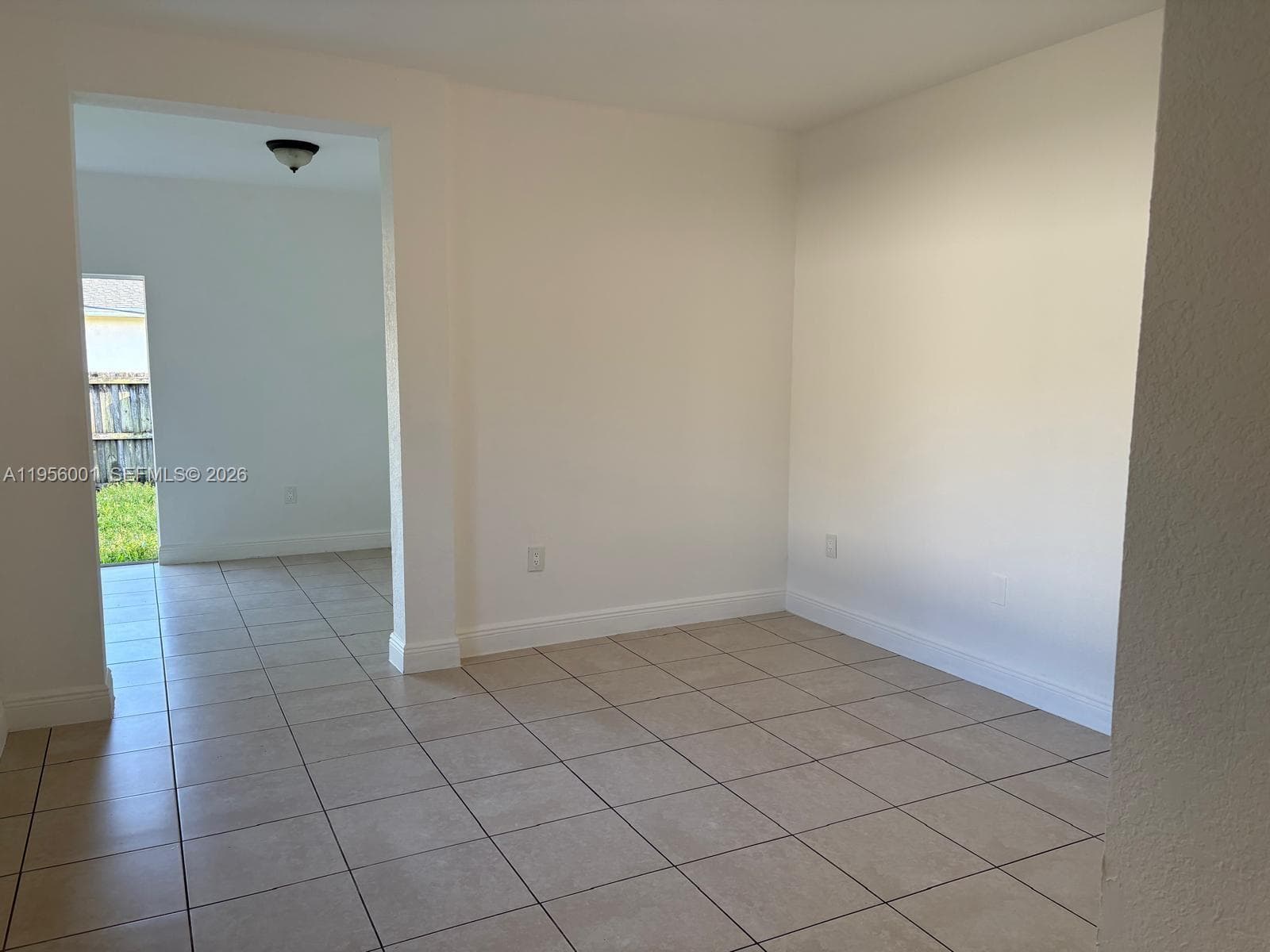 2916 NW 51st St, Miami FL 33142 — 2